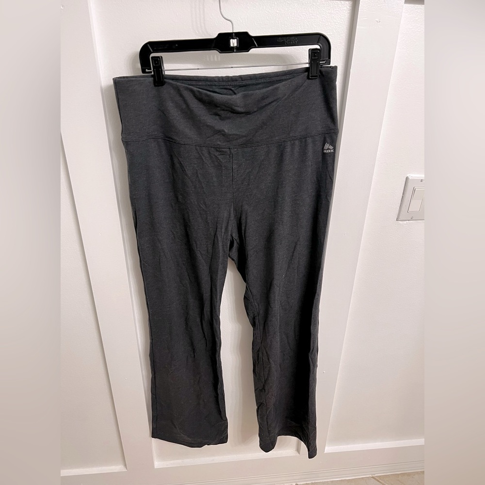 Reebok sweat pants XL